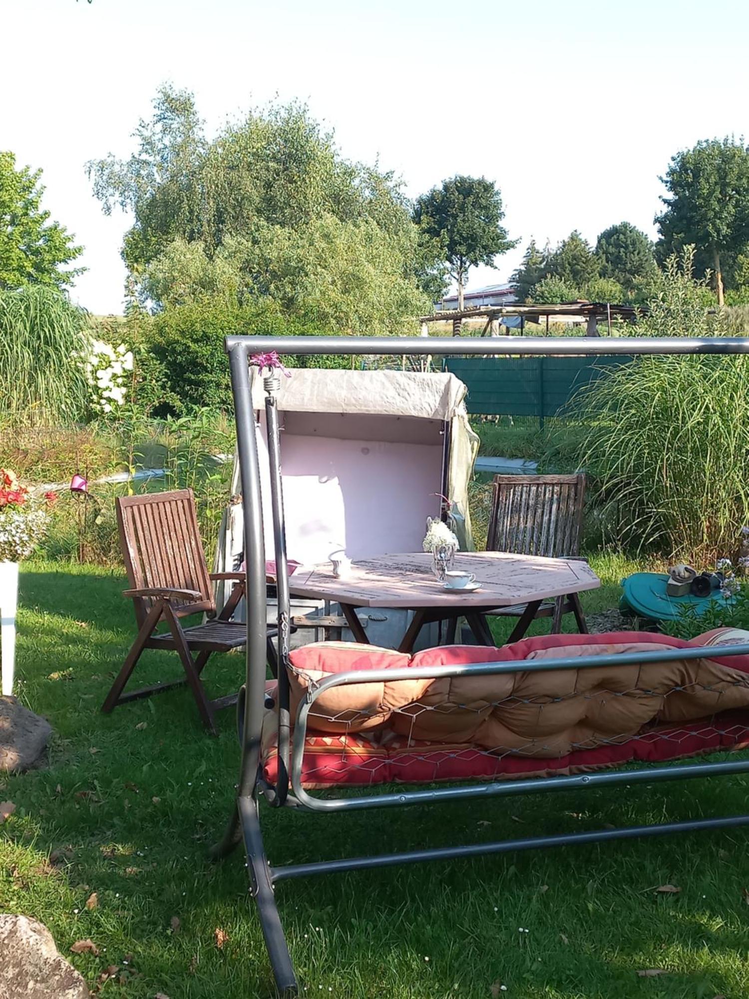 Zimmer Und Apartment Rosi Krakow am See Bagian luar foto