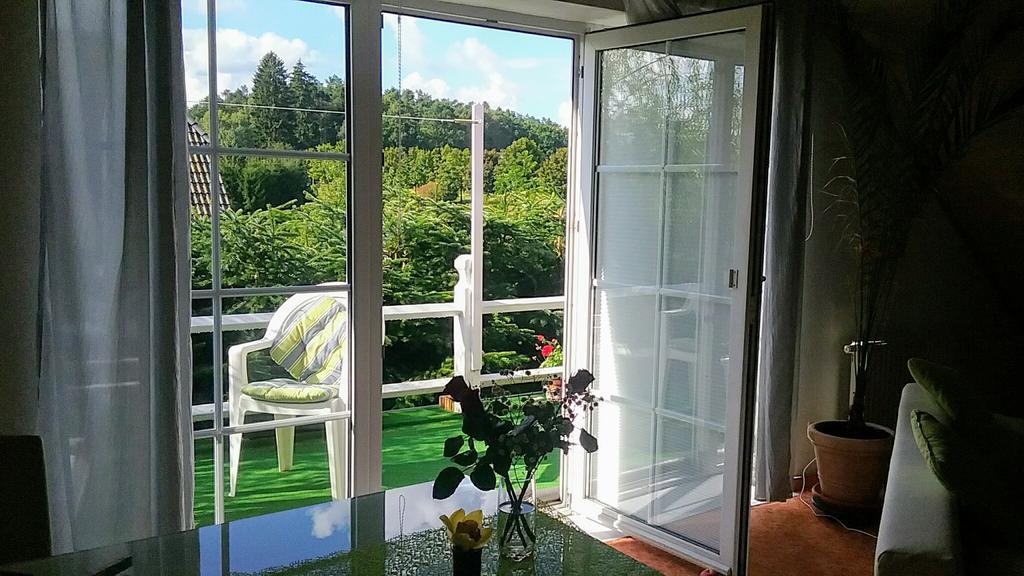 Zimmer Und Apartment Rosi Krakow am See Bagian luar foto