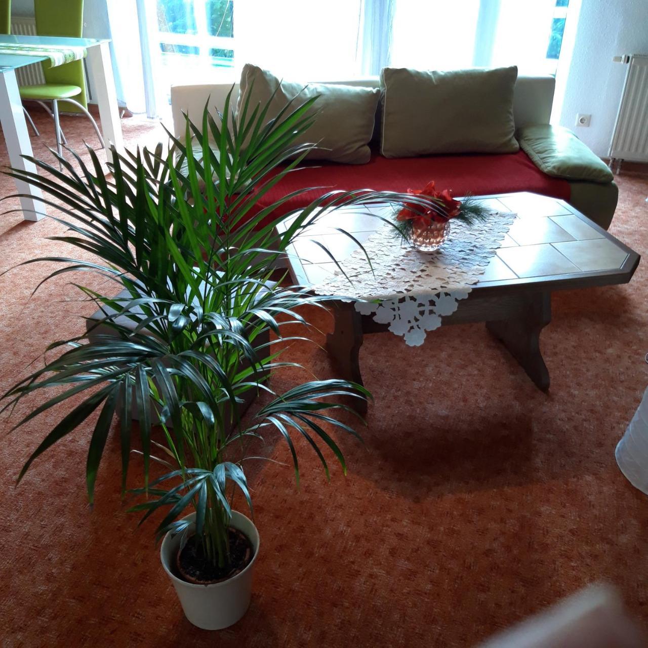 Zimmer Und Apartment Rosi Krakow am See Bagian luar foto